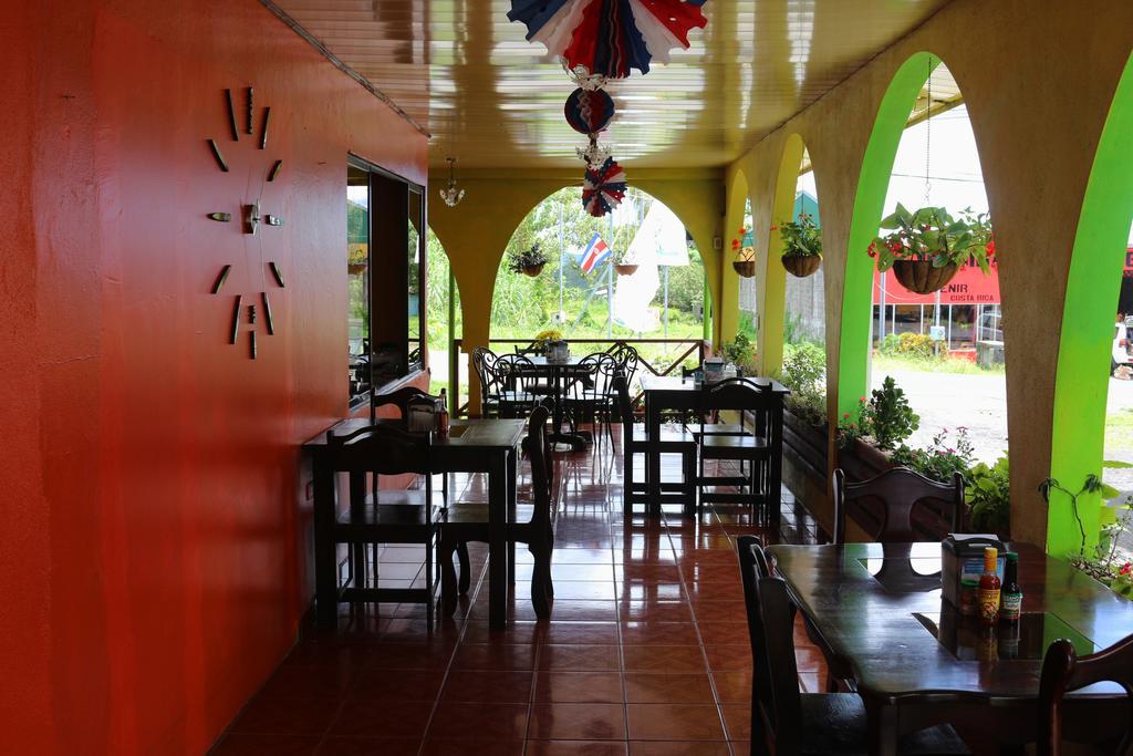 Hotel Las Flores Fortuna La Fortuna Eksteriør billede