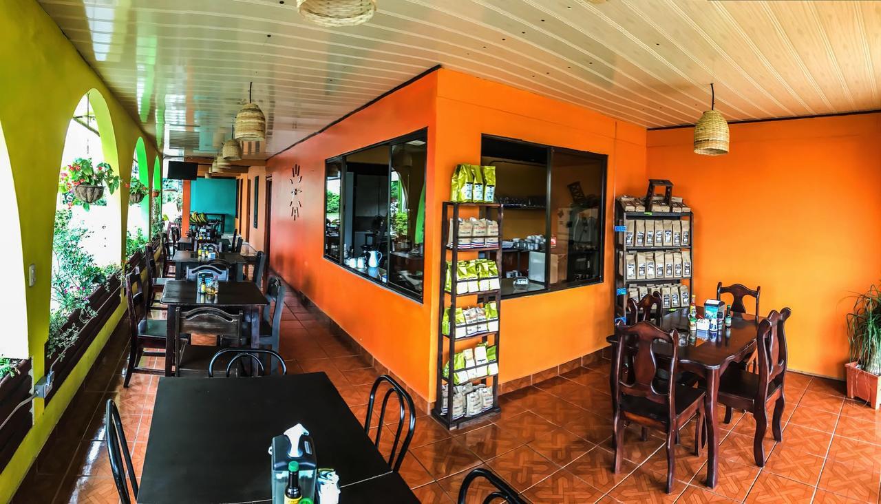 Hotel Las Flores Fortuna La Fortuna Eksteriør billede