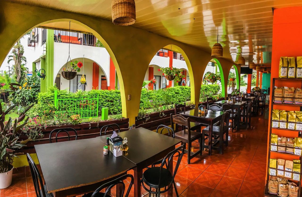 Hotel Las Flores Fortuna La Fortuna Eksteriør billede