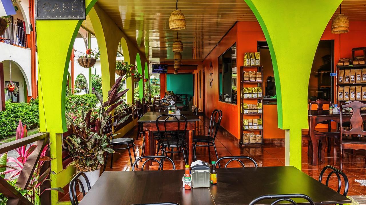 Hotel Las Flores Fortuna La Fortuna Eksteriør billede