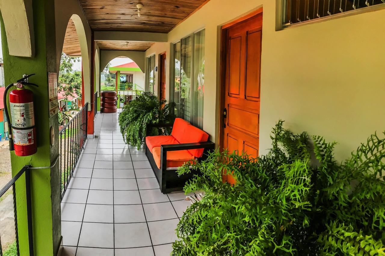 Hotel Las Flores Fortuna La Fortuna Eksteriør billede