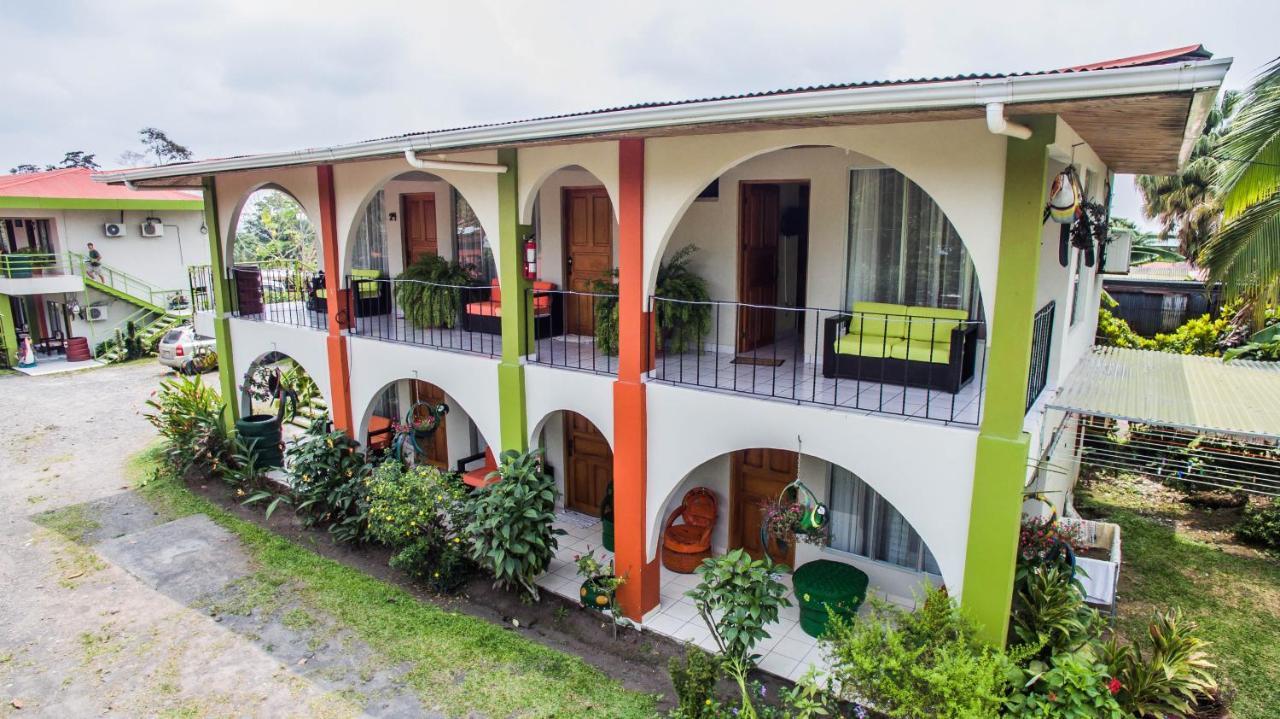 Hotel Las Flores Fortuna La Fortuna Eksteriør billede
