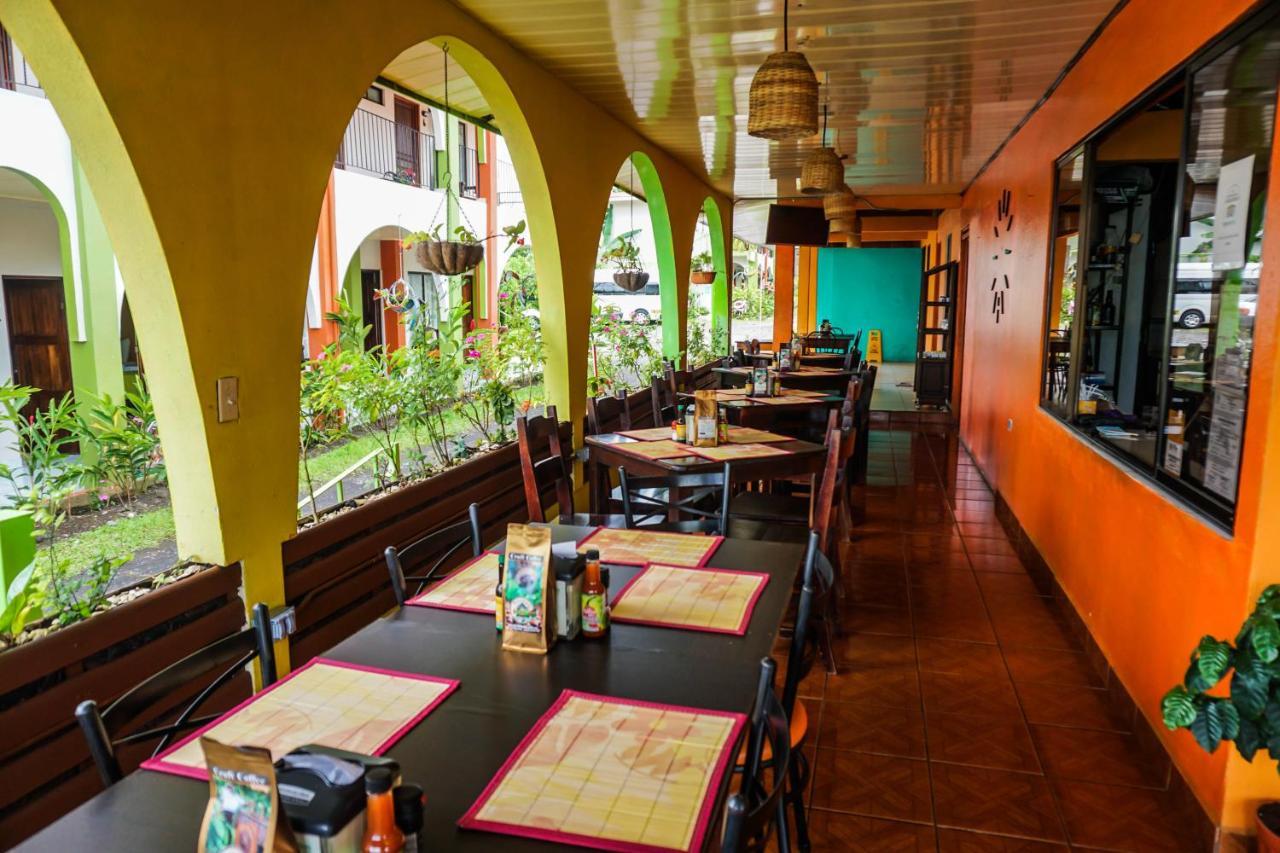 Hotel Las Flores Fortuna La Fortuna Eksteriør billede